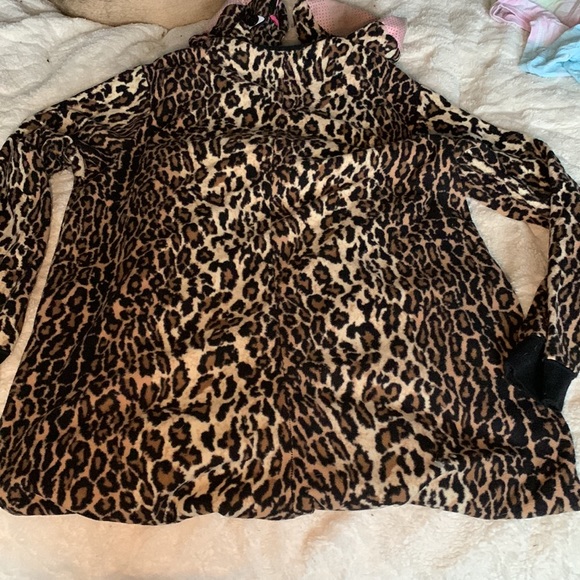 Medium leopard print onsie pajama - Picture 8 of 8